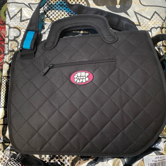 Jump From Paper Messenger Bag - Picture 6 of 8